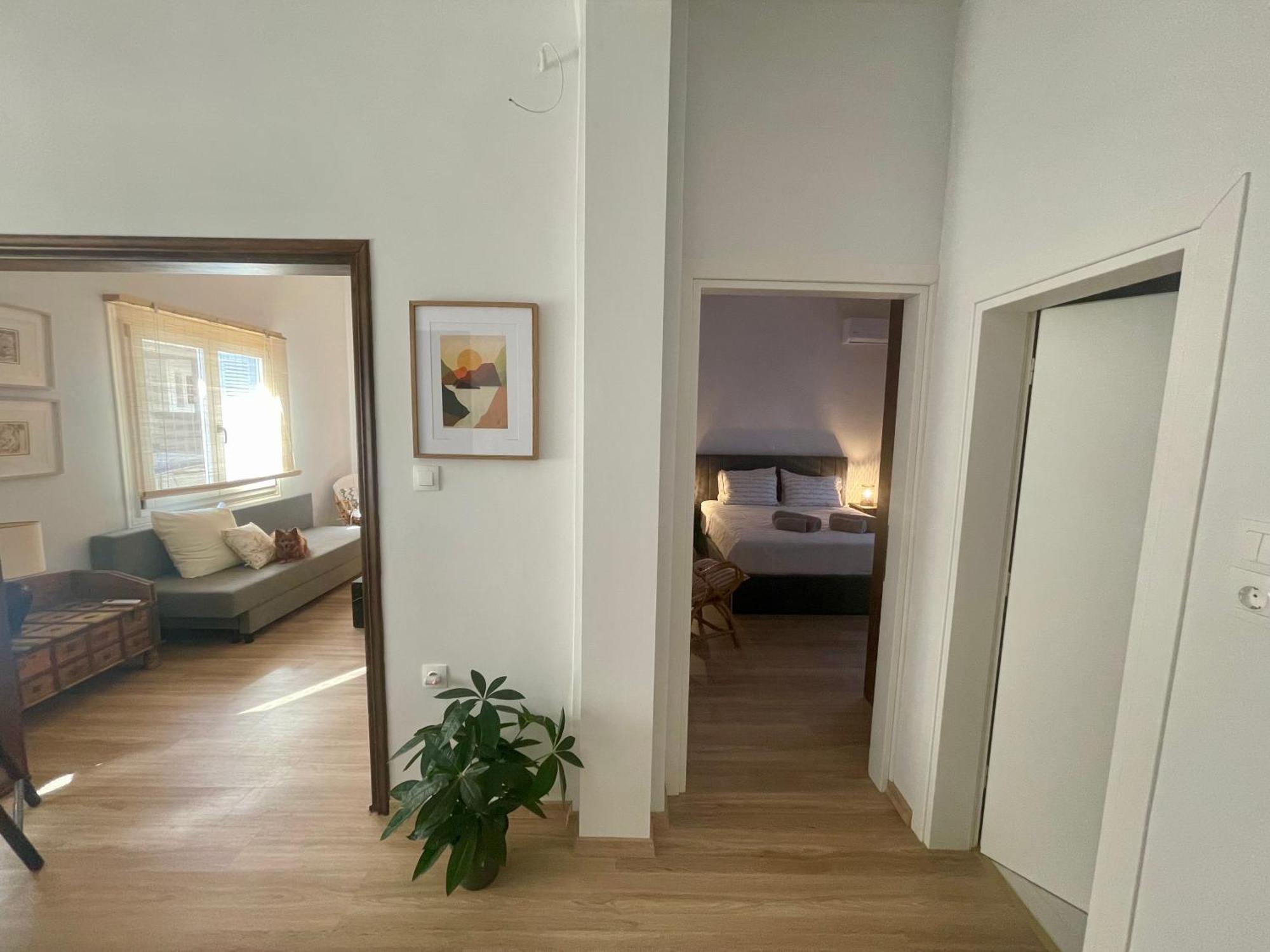 Ferienwohnung Stella'S Petite Boite Rafína Exterior foto