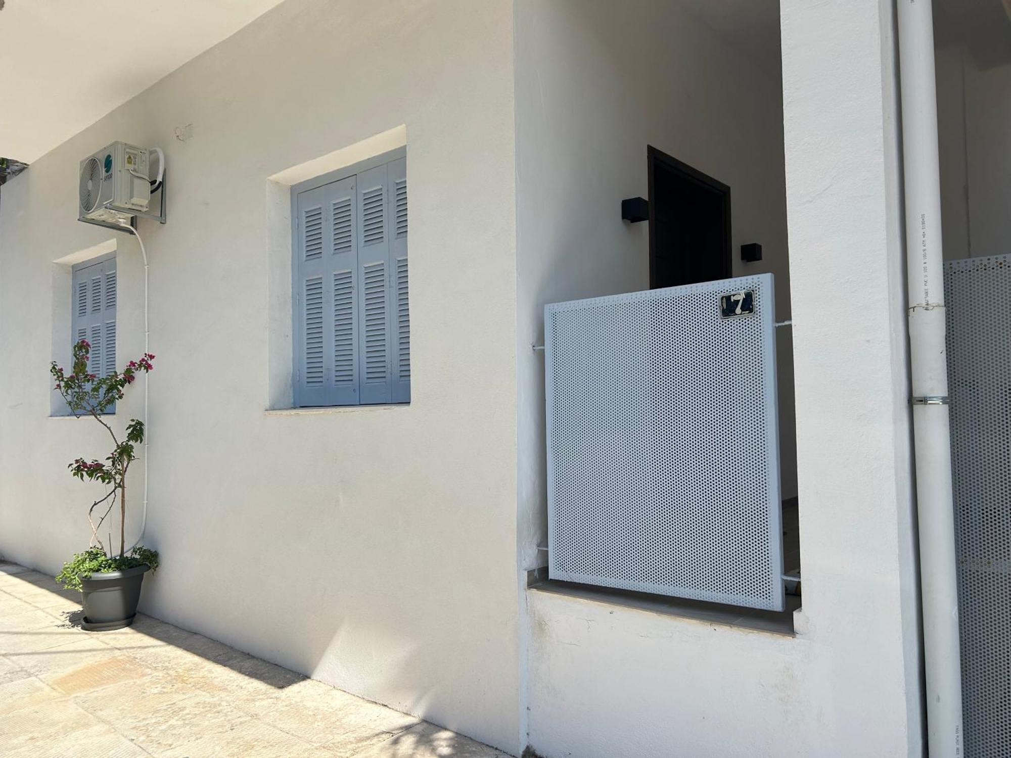 Ferienwohnung Stella'S Petite Boite Rafína Exterior foto